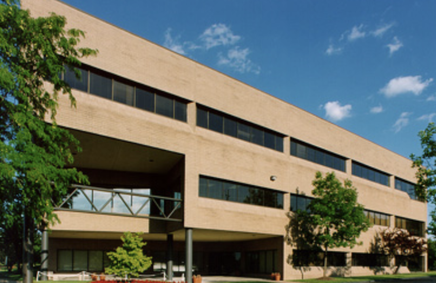 1015 Corporate Square Offices