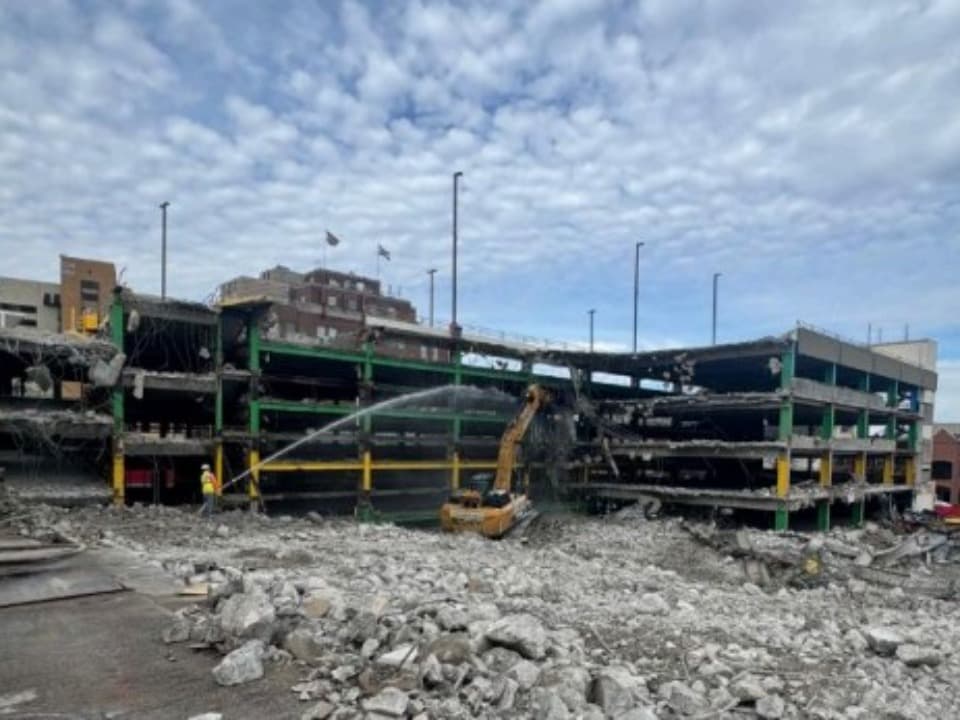 Madison Street Parking Garage