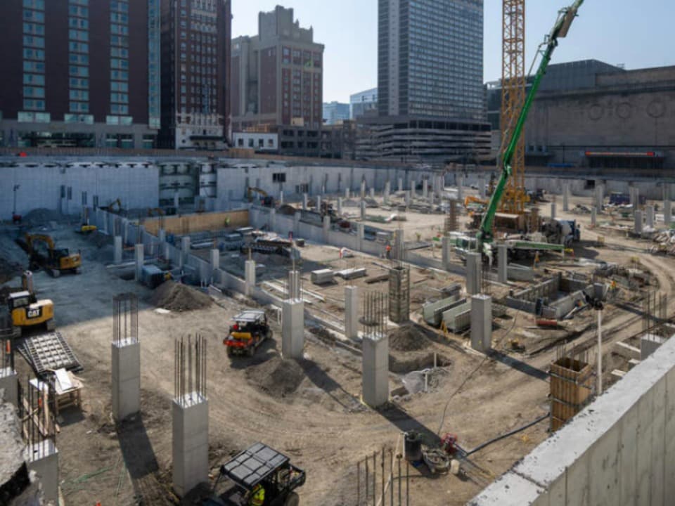 Barney Allis Plaza Parking Garage — photo 1